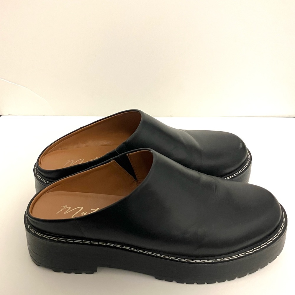 Matisse Lena Flatforms -Size 8M - great condition